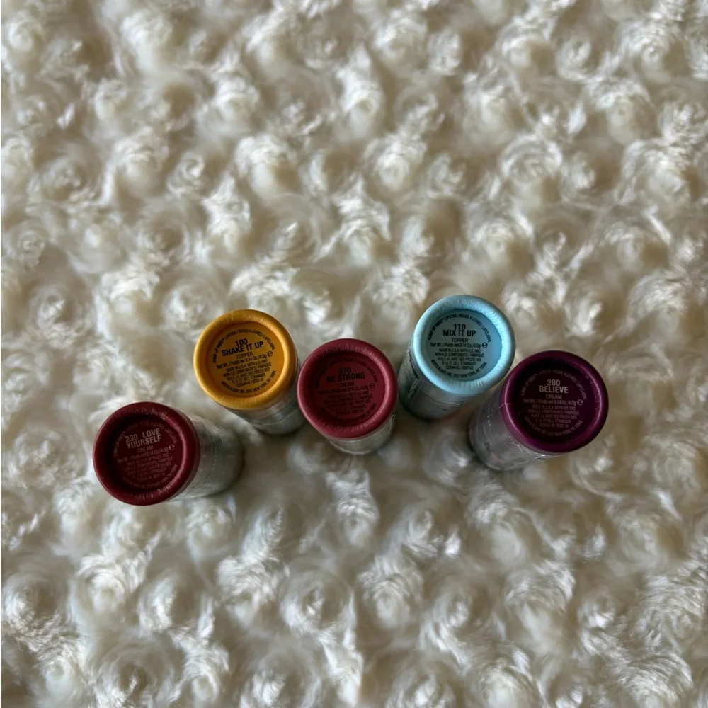 New Set of 5 Almay Lip Vibes Collection Lipsticks